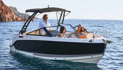 Quicksilver Activ 675 Bowrider