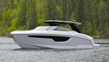 Cruisers Yachts 38 GLS I
