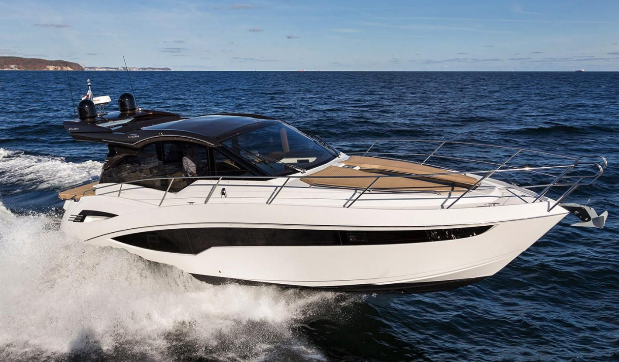 Моторная яхта Galeon 425 HTS - фото 1