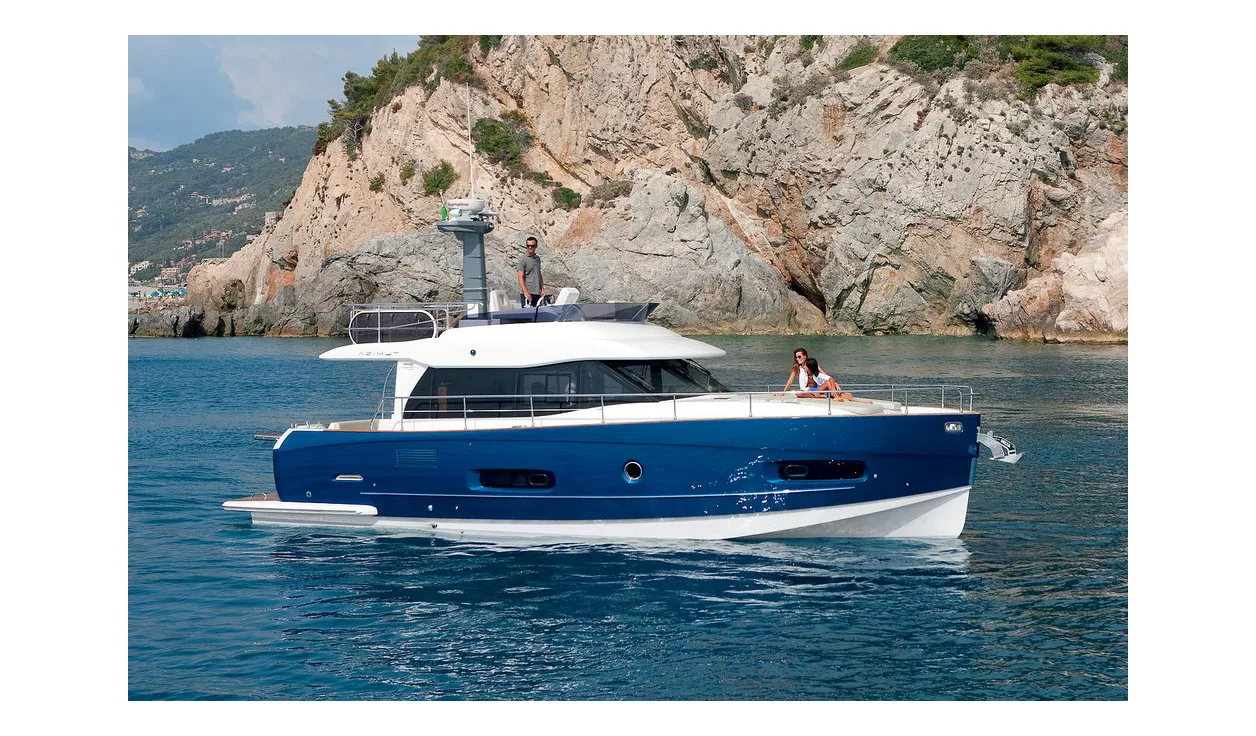 Моторная яхта Azimut Magellano 43 - фото 2