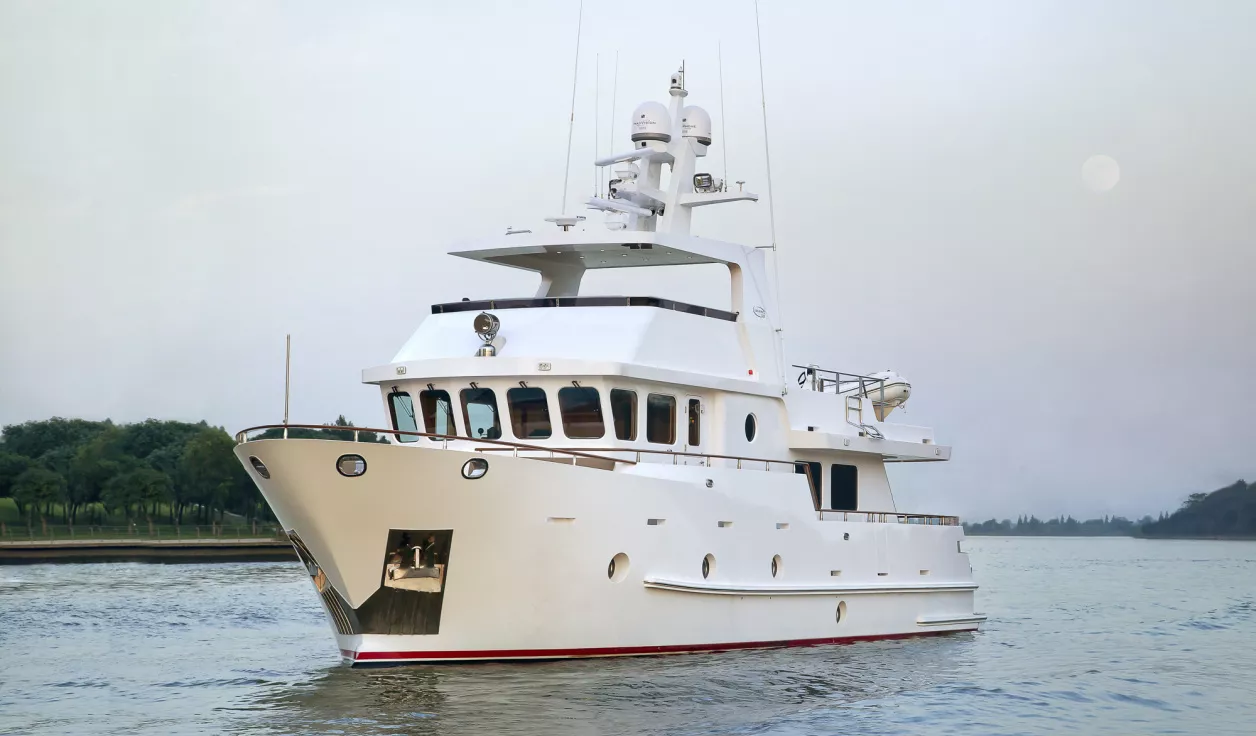 Моторная яхта Bering 65 - фото 2