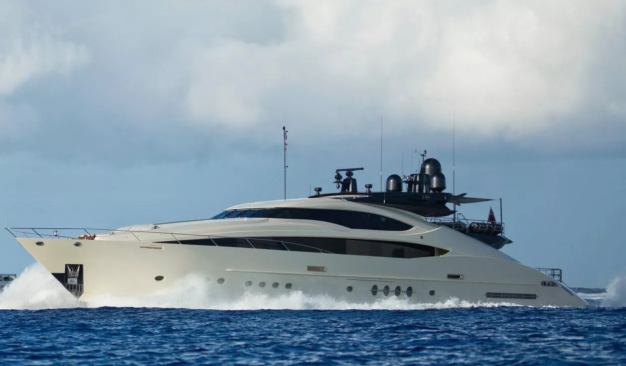 Моторная яхта Palmer Johnson 150 SportYacht - фото 1
