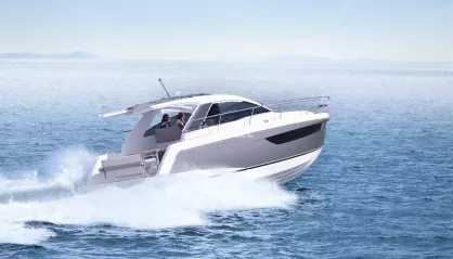 Sealine S330