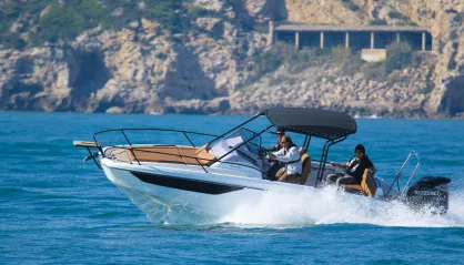Beneteau Flyer 8 SUNdeck