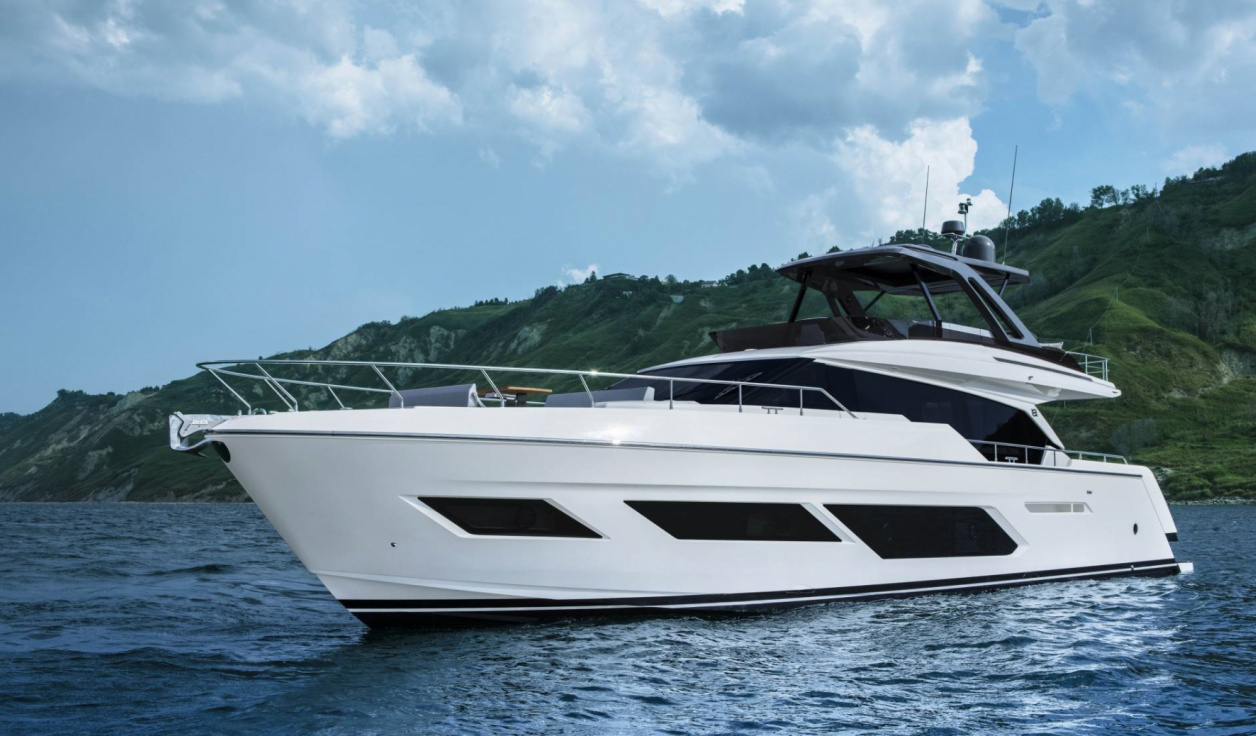 Моторная яхта Ferretti 720 - фото 2