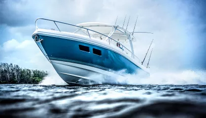 Intrepid 345 Valor
