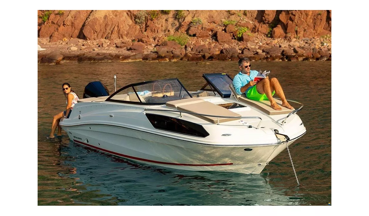Катер Bayliner VR6 Cuddy Outboard - фото 2