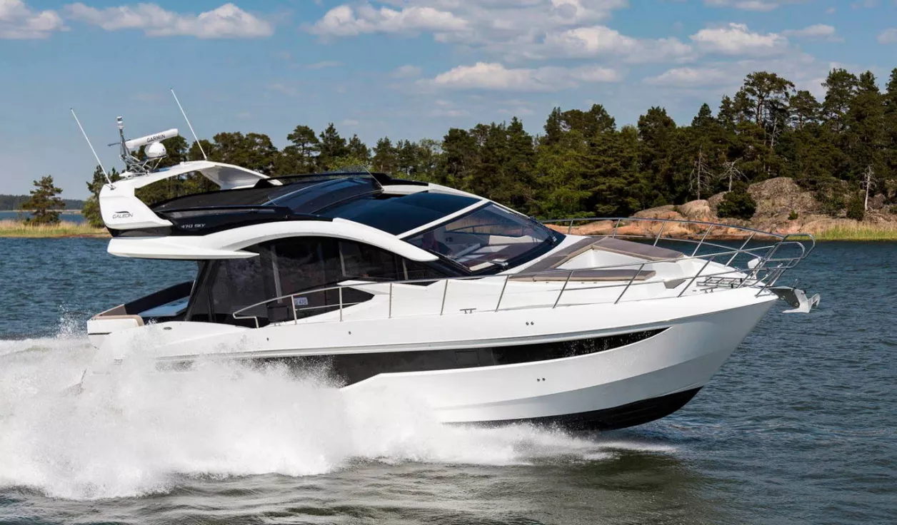Моторная яхта Galeon 470 Skydeck - фото 2