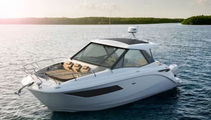 Sea Ray Sundancer 320 Coupe Outboard