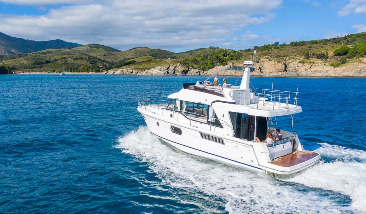 Моторная яхта Beneteau Swift Trawler 41 Fly - фото 2