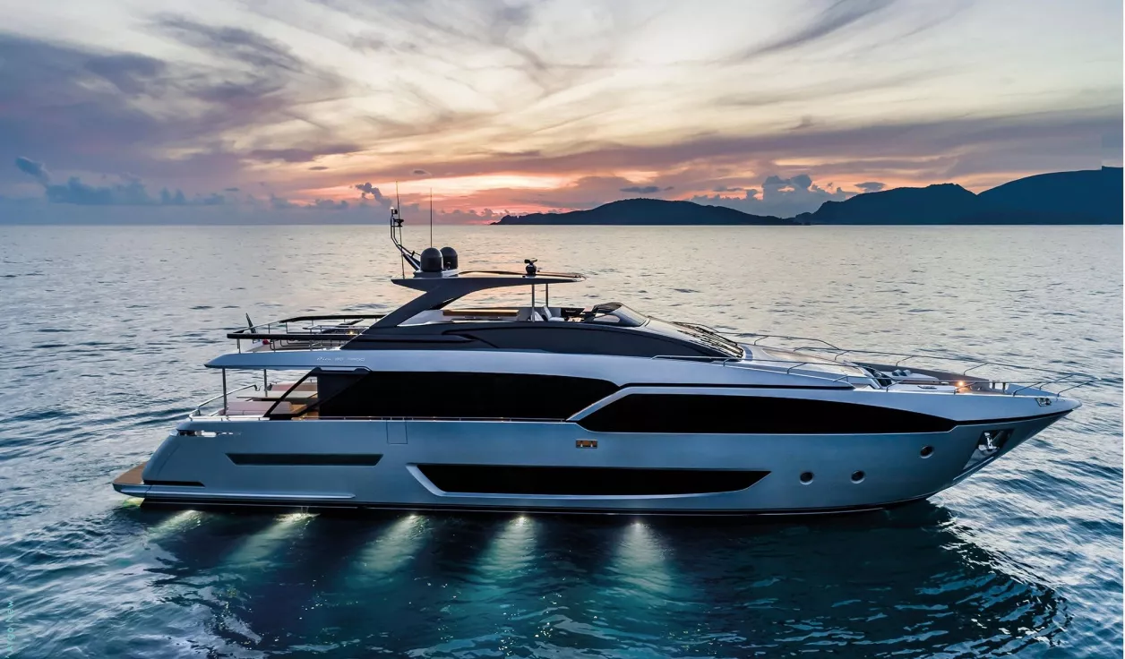 Моторная яхта Riva 90' Argo - фото 2