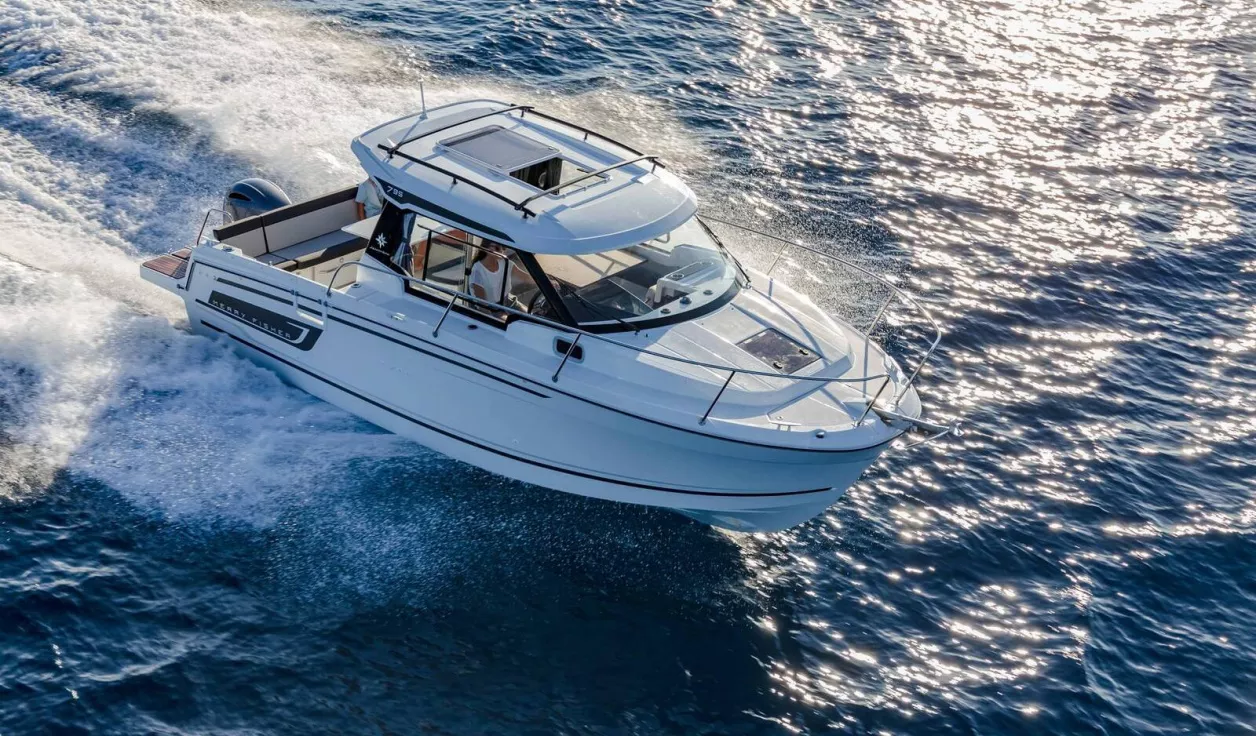 Катер Jeanneau Merry Fisher 795 Series 2 - фото 2