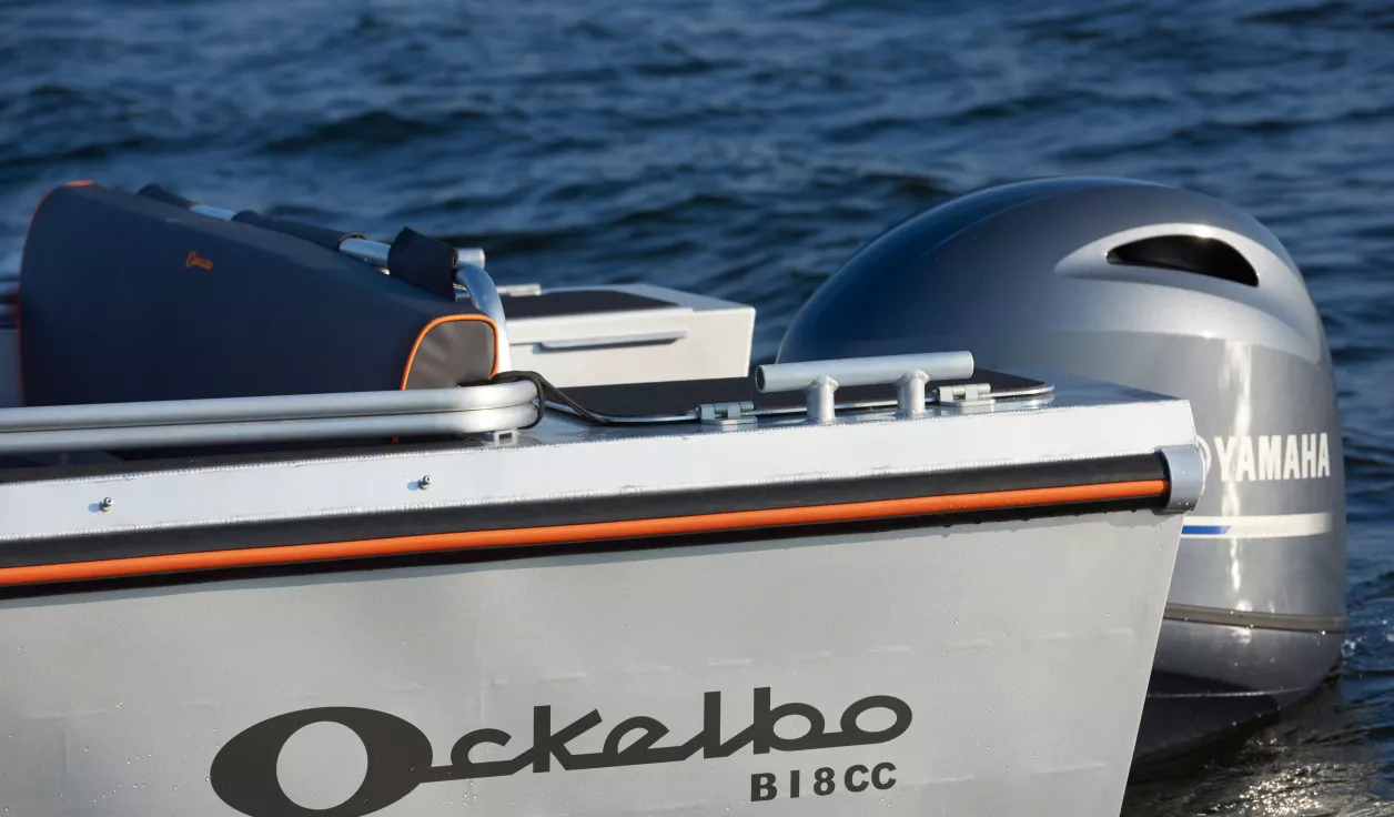 Катер Oсkelbo B18CC - фото 1