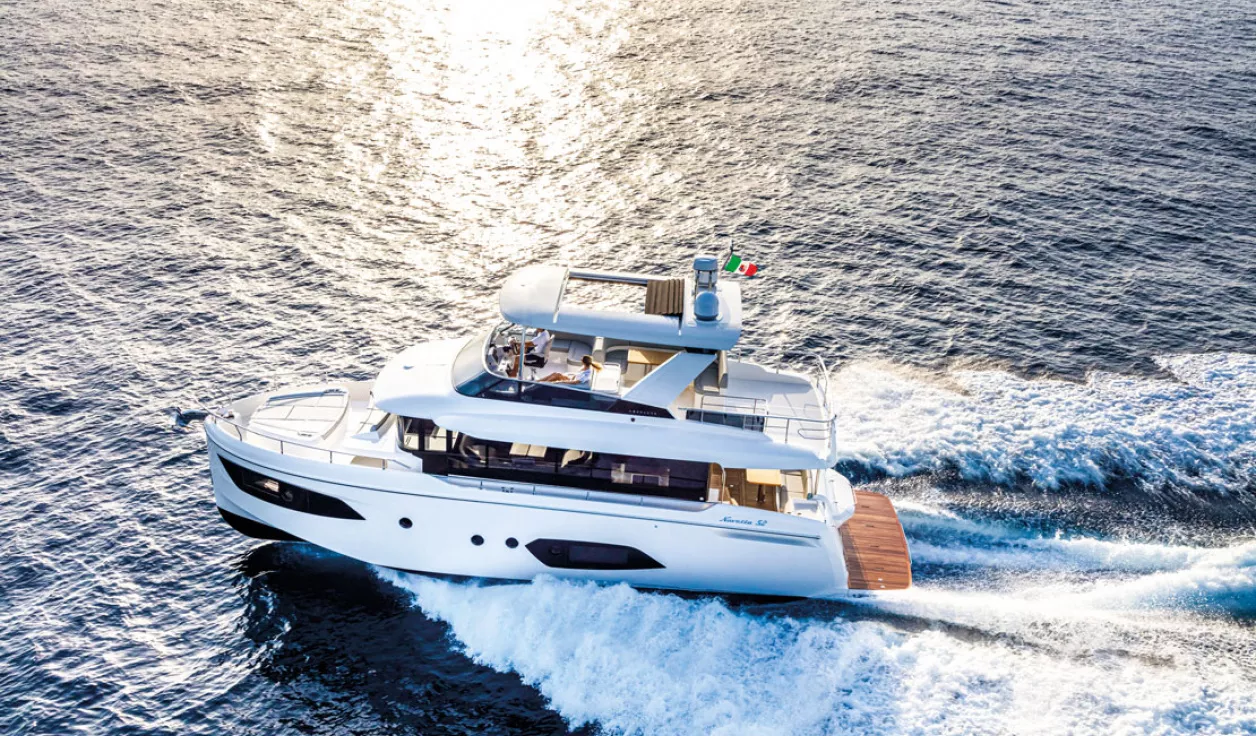 Моторная яхта Absolute Navetta 52 - фото 2