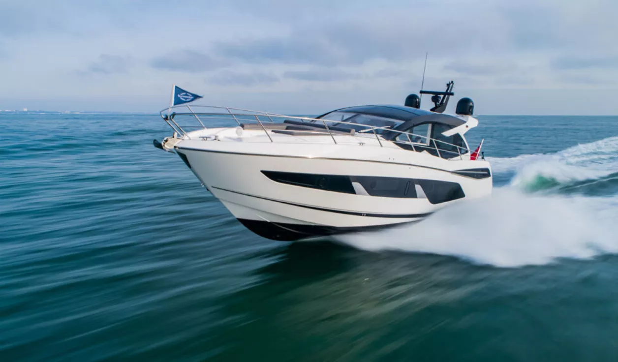 Моторная яхта Sunseeker Predator 55 EVO - фото 2