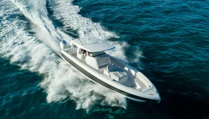 Intrepid 427 Nomad FE