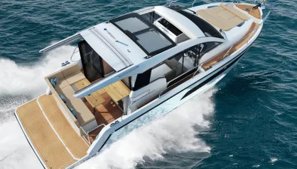 Sealine C335