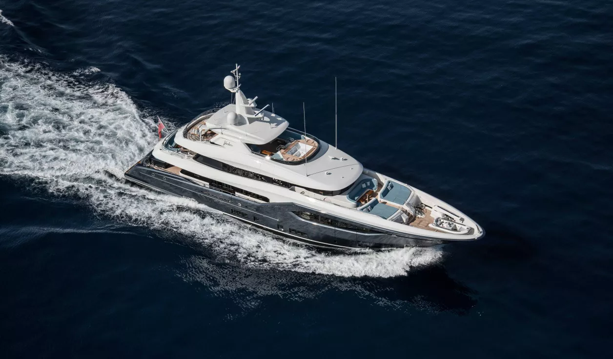 Моторная яхта Conrad C133 - фото 1