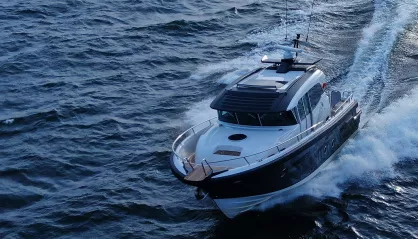 Arctic Boats Commuter 35