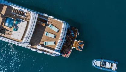 Cantiere delle Marche Darwin 102