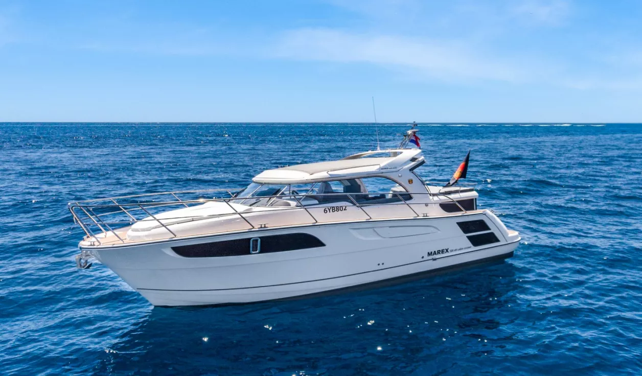 Моторная яхта Marex 320 AFT Cabin Cruiser - фото 1