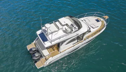 Beneteau Antares 11 Fly