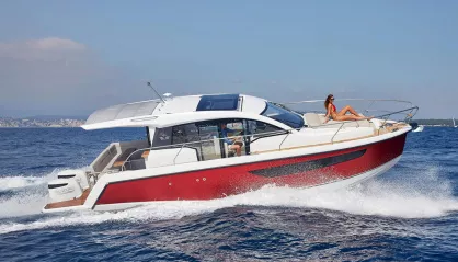 Sealine S330V