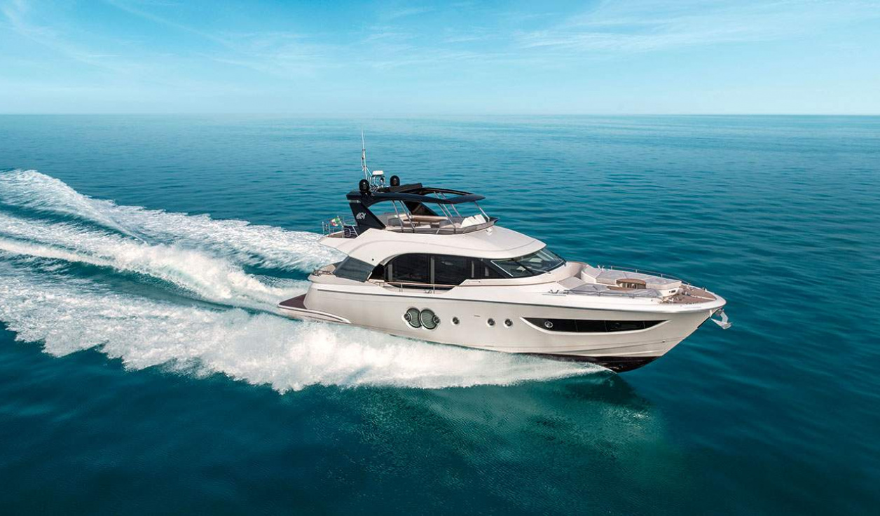 Моторная яхта Monte Carlo Yachts 70 - фото 2