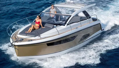 Sealine S330V