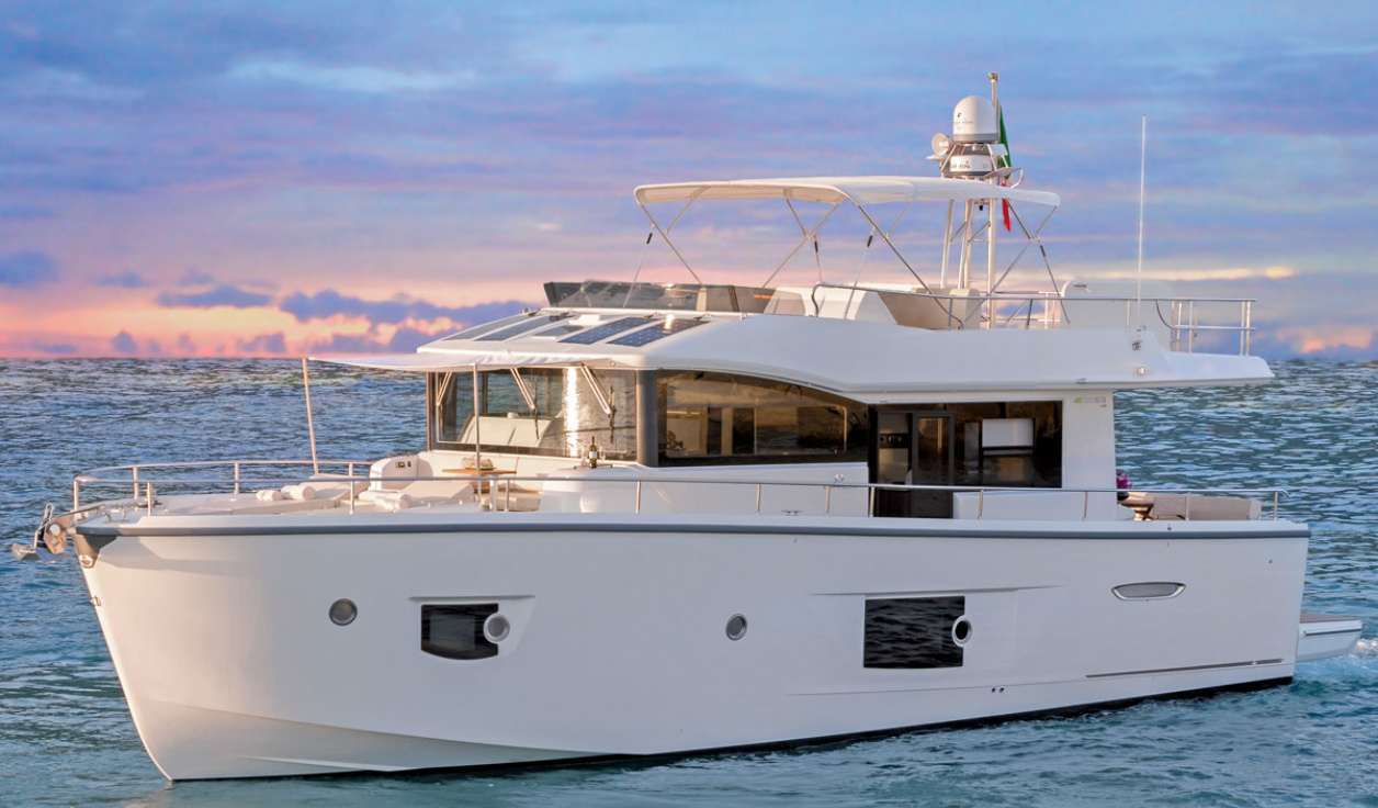 Моторная яхта Cranchi T55 Trawler - фото 1