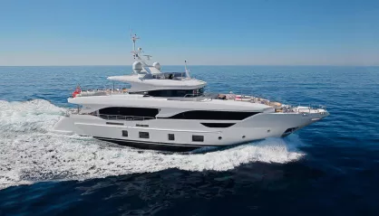 Benetti Delfino 95