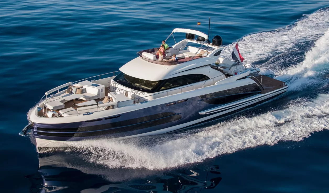 Моторная яхта Wim van der Valk Beachclub 660 Flybridge - фото 1