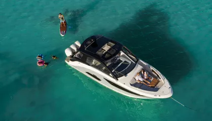 Sea Ray Sundancer 370 Outboard