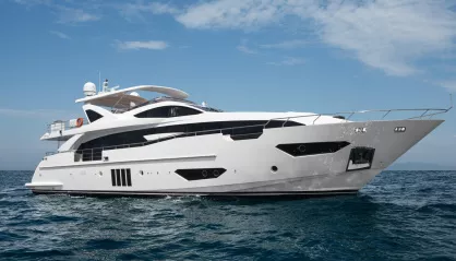 Azimut Grande 30 METRI