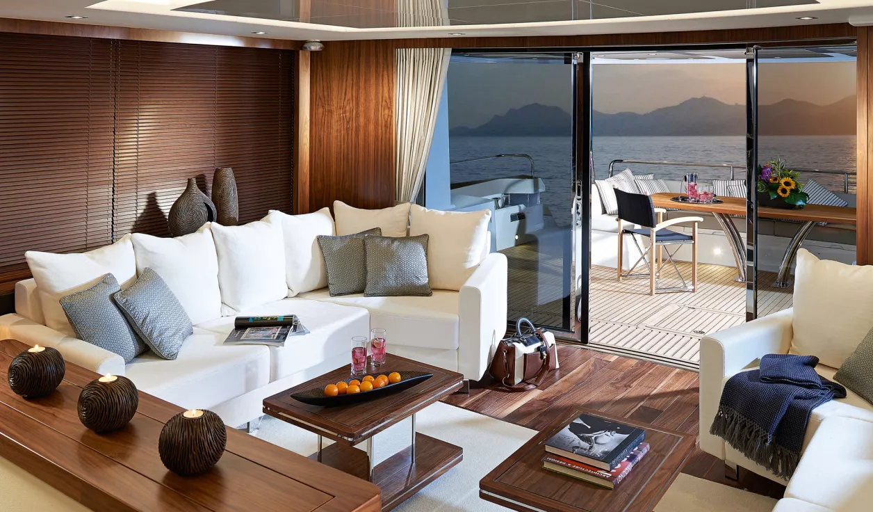 Моторная яхта Sunseeker 86 Yacht - фото 2