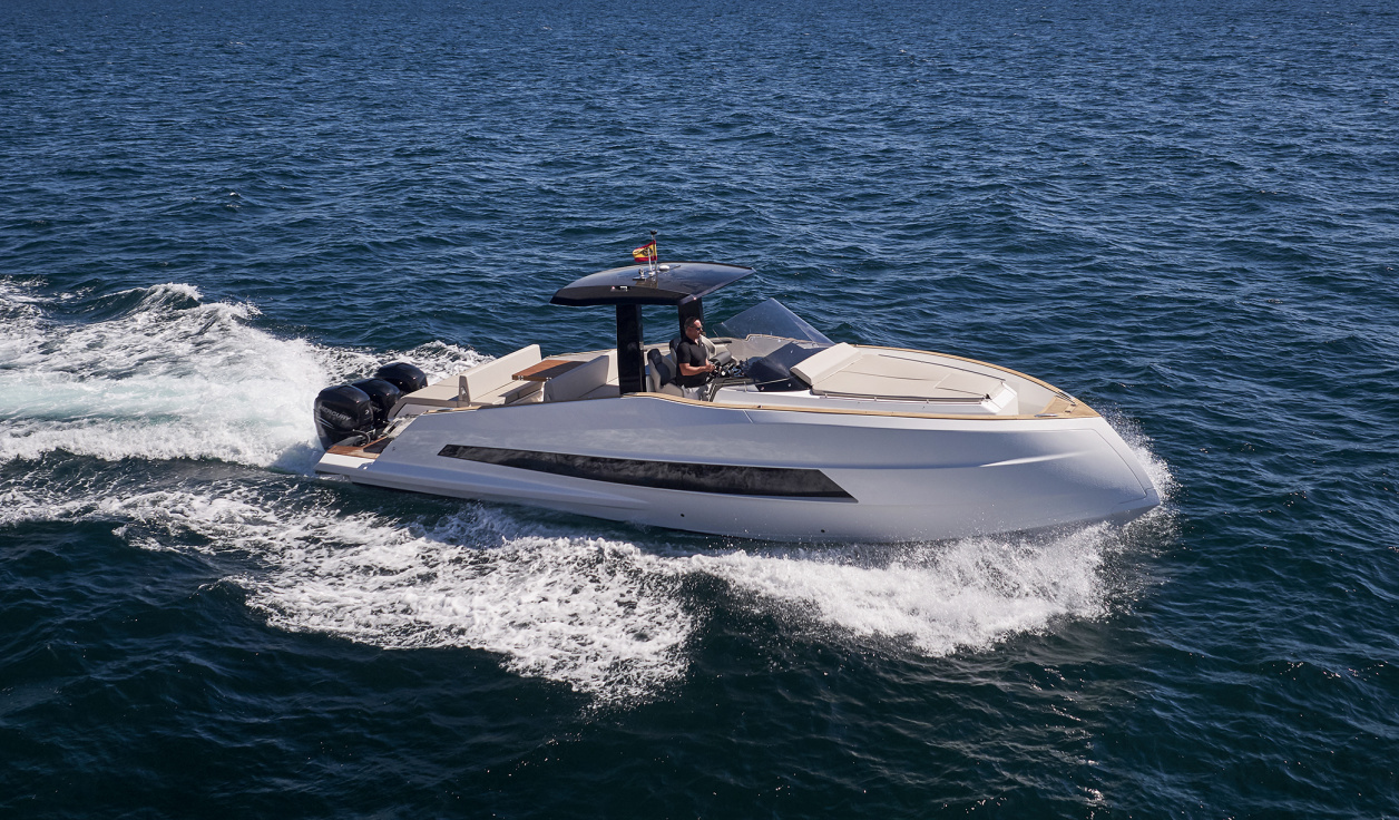 Катер Astondoa 377 Coupe Outboard - фото 2