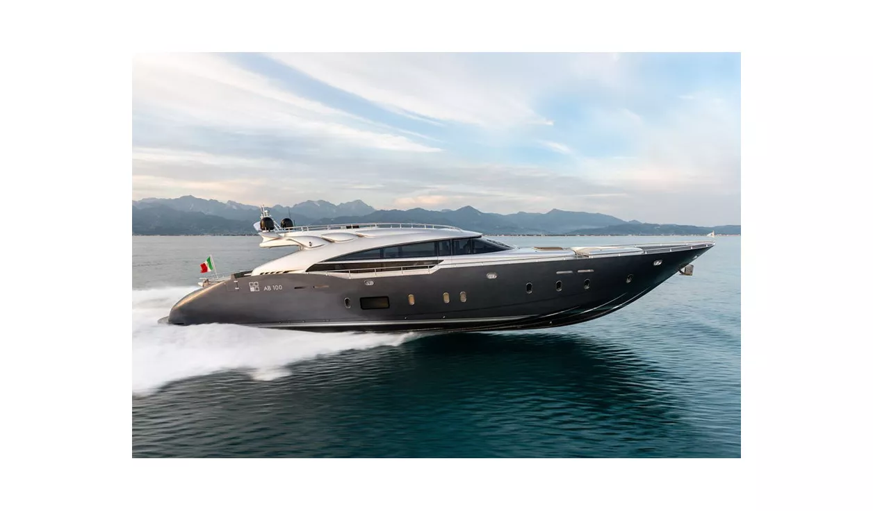 Моторная яхта AB Yachts AB 100 - фото 1