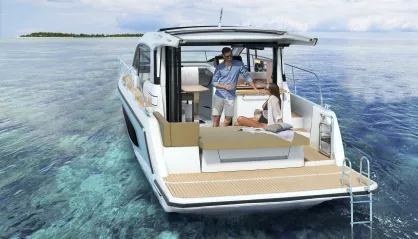 Sealine C335