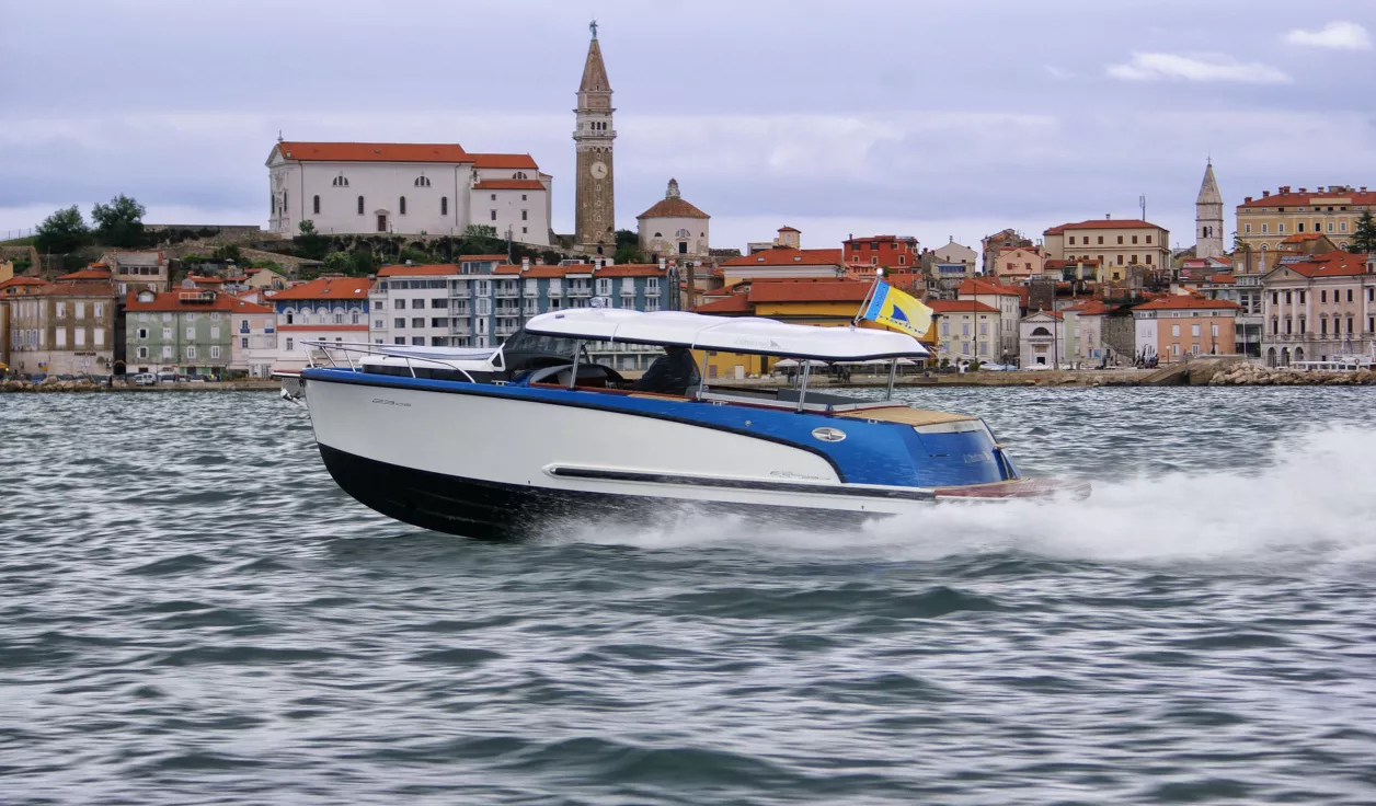 Катер Alfastreet Marine Energy 23C - фото 1