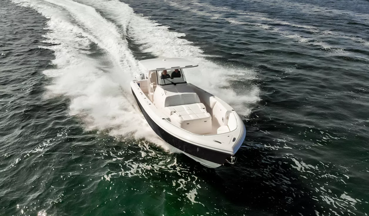 Катер Intrepid 407 Nomad SE - фото 1