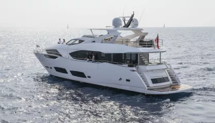 Sunseeker 95 Yacht