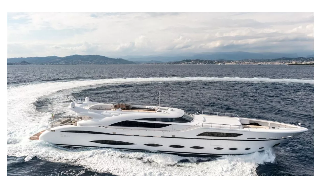 Моторная яхта AB Yachts 145 - фото 1