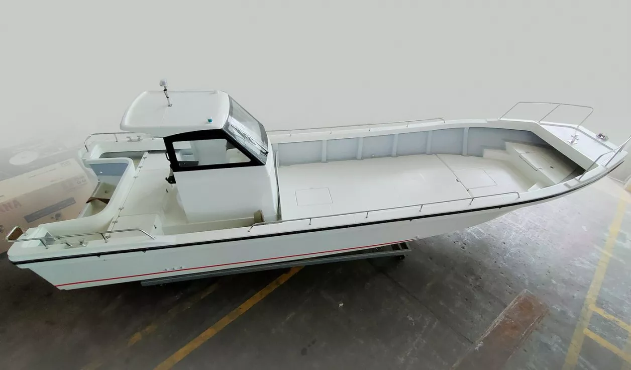 Катер AVANRAID CF-350  - фото 1