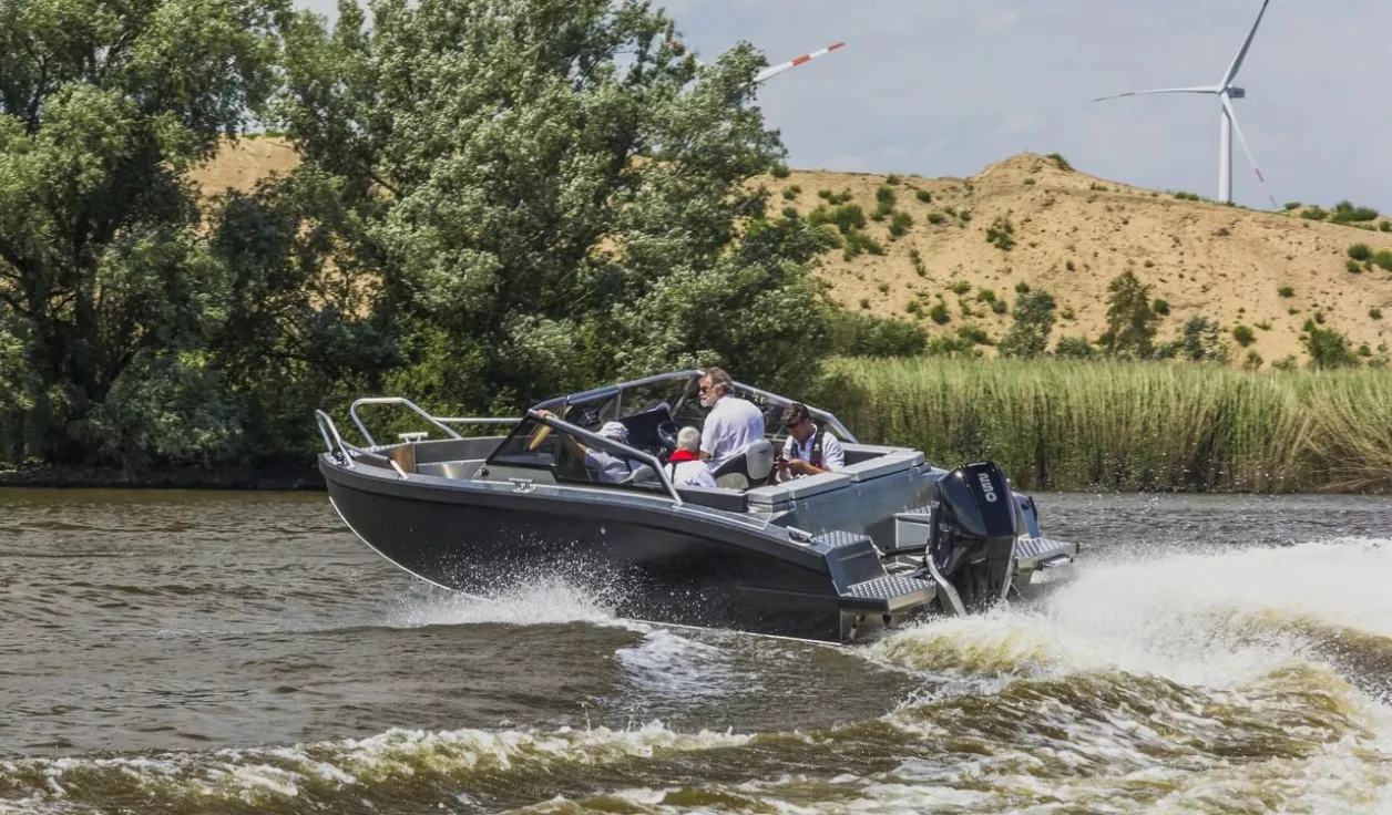 Катер Volzhanka Voyager 700 Open - фото 2