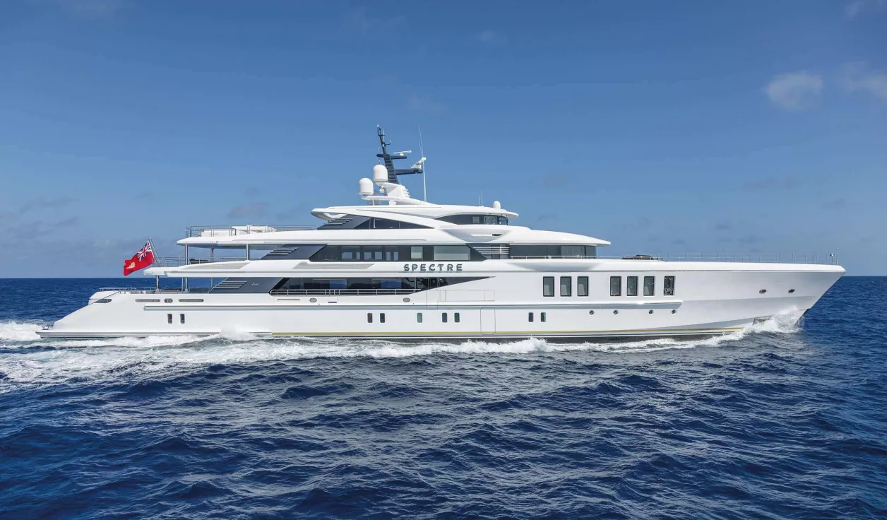 Моторная яхта Benetti FB269 M/Y Spectre  - фото 2