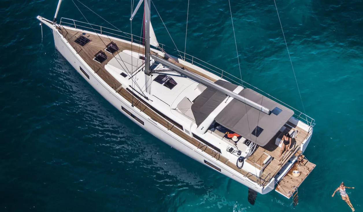 Парусная яхта Beneteau Oceanis Yacht 54 - фото 1