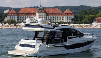 Galeon 650 Skydeck