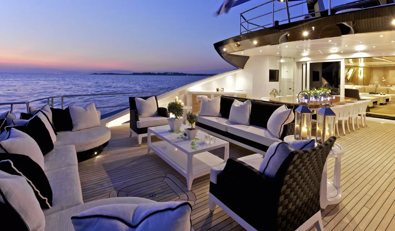 Моторная яхта Palmer Johnson 135 SportYacht - фото 2