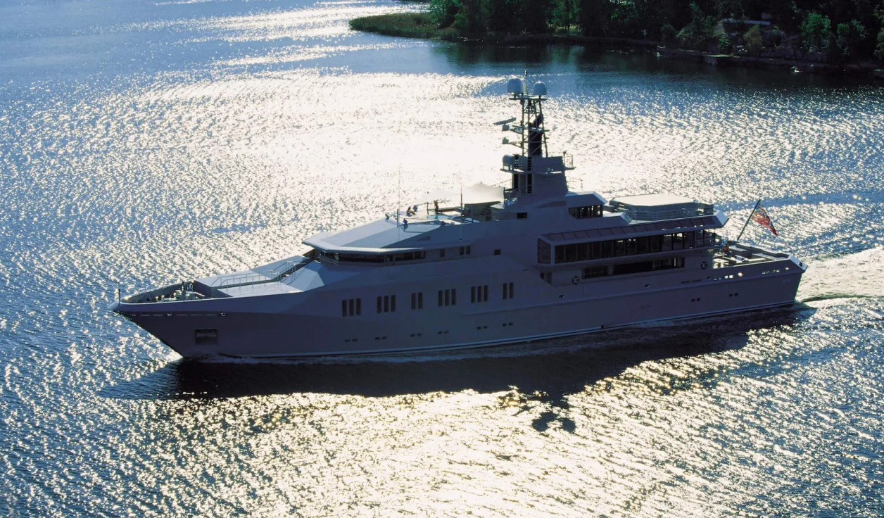 Моторная яхта Lurssen Skat - фото 1