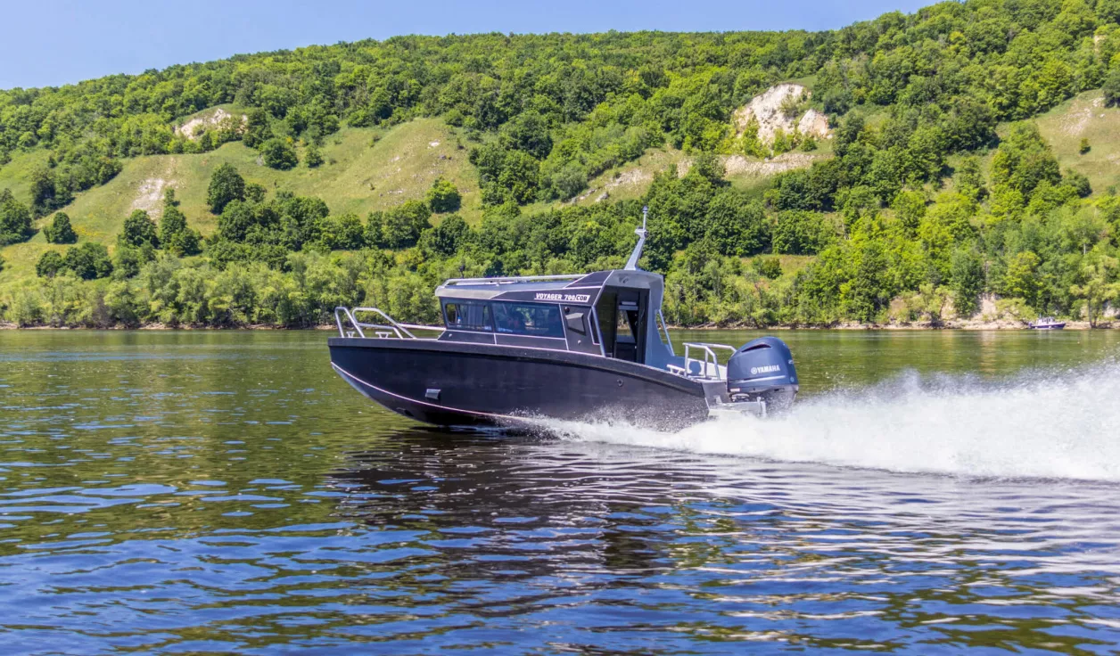 Катер Voyager 700 COB - фото 1